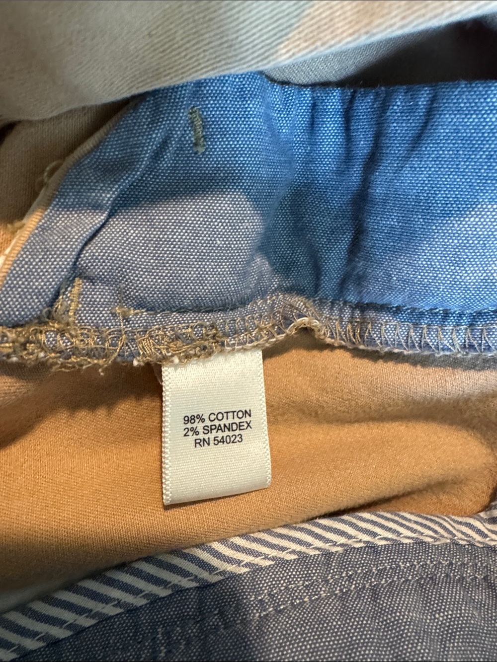 Banana Republic Women's Beige Cuffed City Chino Shorts - Picture 4 of 6